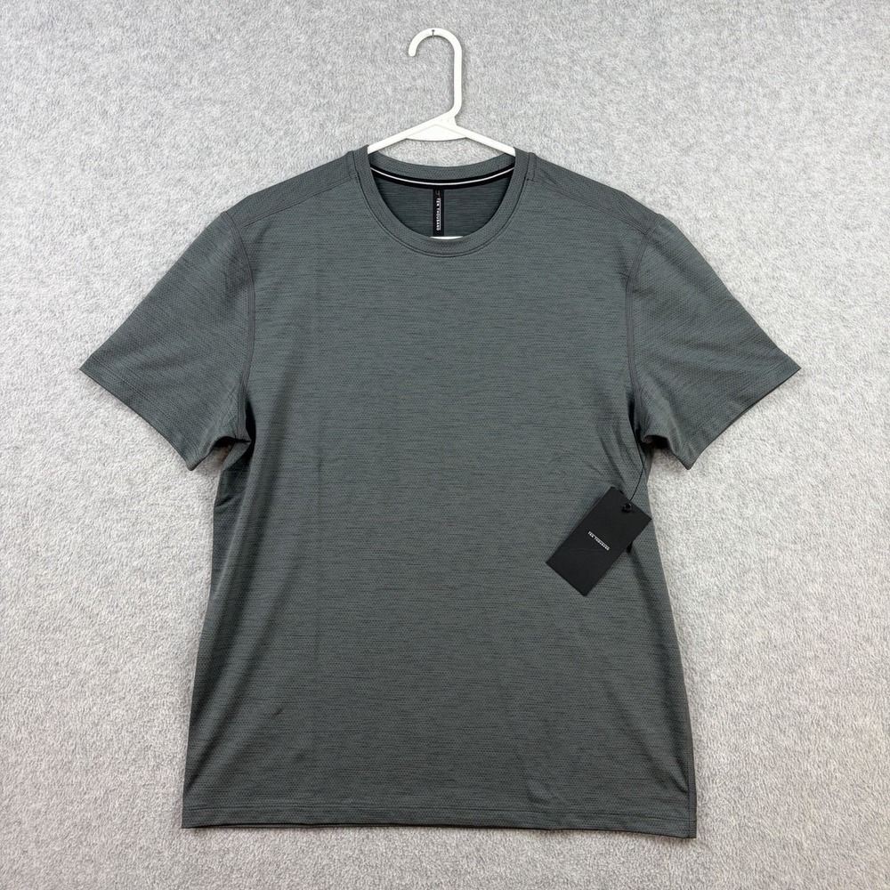 Ten Thousand Interval Shirt Mens Small Iron Gray Performance Stretch Gym Run NWT